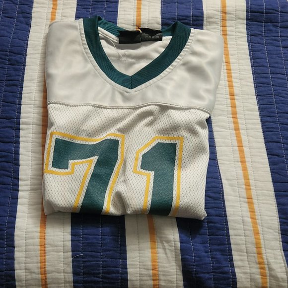 Football Jersey - Picture 3 of 5